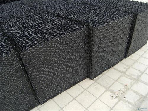 閉式冷卻塔填料有必要定期清洗和更換嗎？